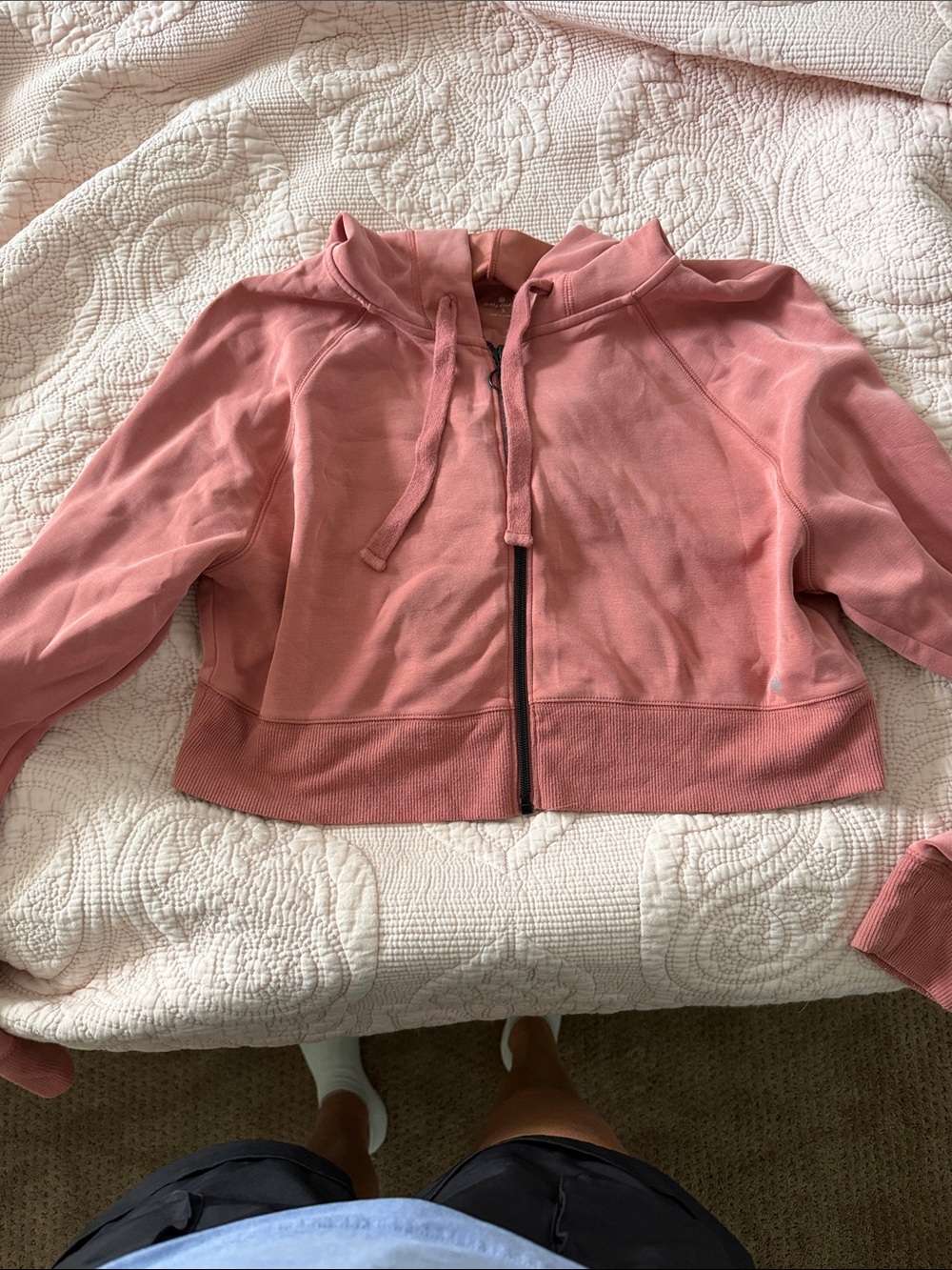 Gilly Hicks Cropped Dusty Rose Zip-Up Bomber Hoodie